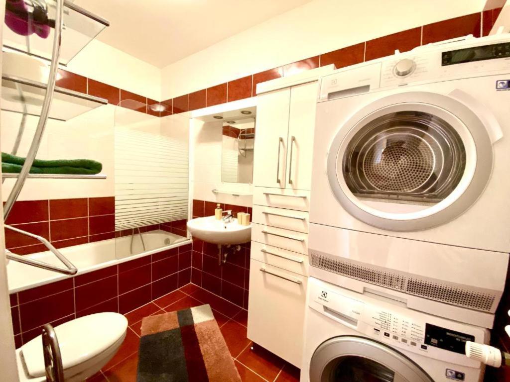 Keleti Studio Apartments Boedapest Buitenkant foto