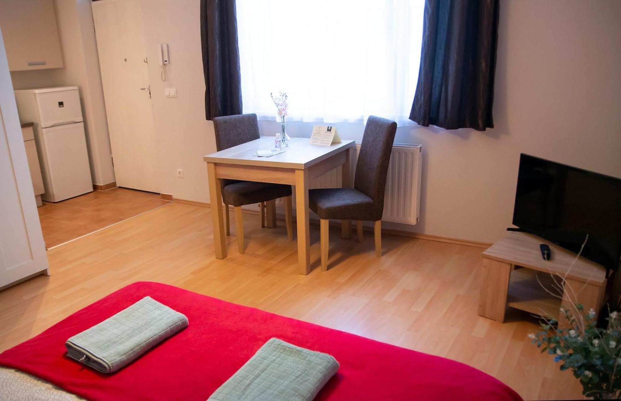 Keleti Studio Apartments Boedapest Buitenkant foto